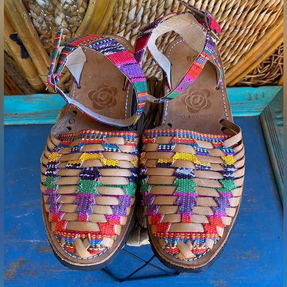 Maya & Ali & Co. Shoes - New Colorful Leather Woven Women’s Sandals Size 7